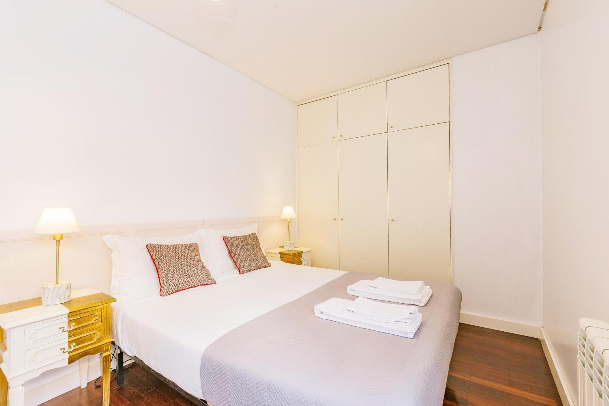 Chiado 2 Bedroom Elegant Apartment リスボン エクステリア 写真