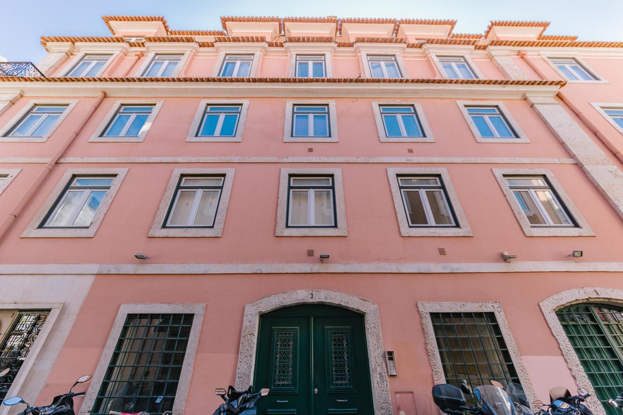 Chiado 2 Bedroom Elegant Apartment リスボン エクステリア 写真